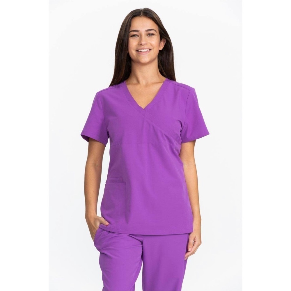 Nwt Kalea Jubilee Scrub Top in Purple Size XXS